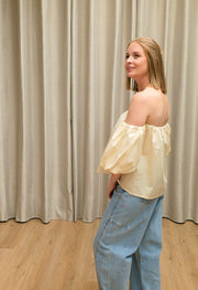 Lucy top