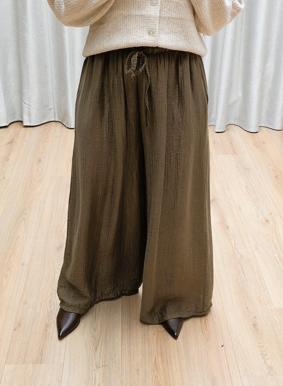 Demi trousers