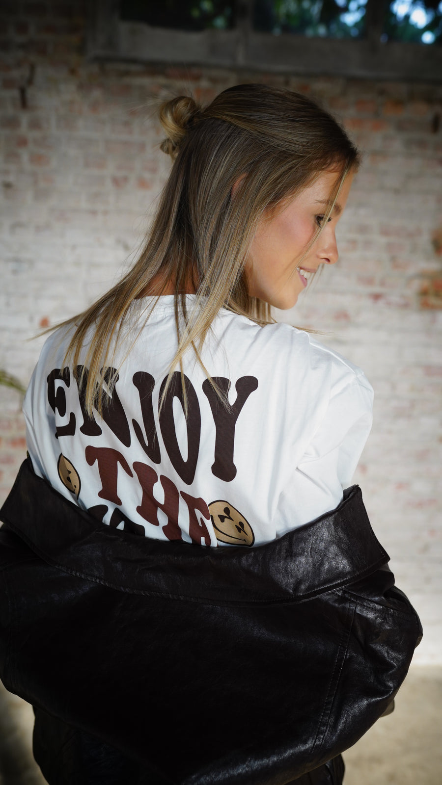 Shirt 'enjoy'
