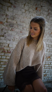 Mira knit
