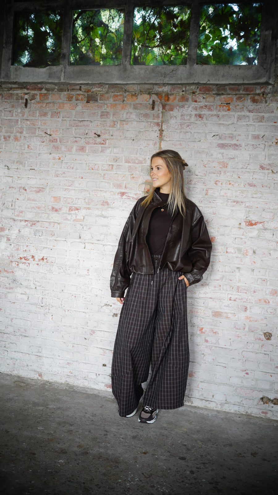 Uma trousers