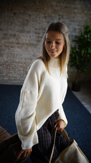 Daphne knit