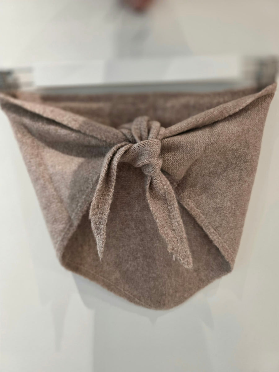 Nina scarf